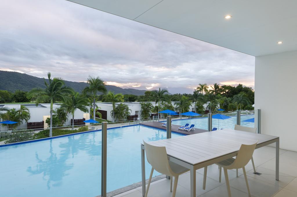 Pool Resort Port Douglas Room photo