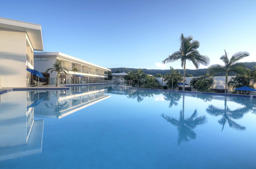 Pool Resort Port Douglas Exterior photo